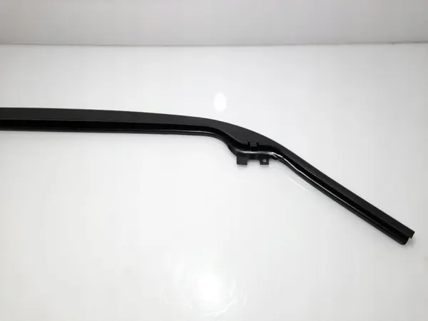 OEM 5NA807651D Voorbumperversterking Gebruikt image 6