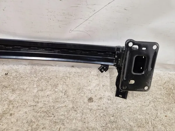 KIA CEED II 2 12-18 Etupuskuri image 6