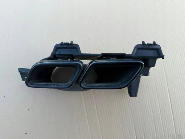 Bout d'échappement gauche OEM A2054900727 Mercedes C63 AMG image 3