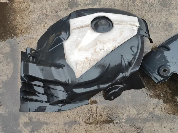 RENAULT MEGANE III Front Left Wheel Arch 638453816R image 2