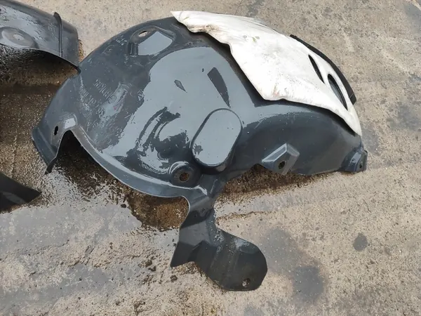 RENAULT MEGANE III Front Left Wheel Arch 638453816R image 3