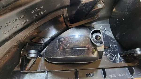OEM 5N0949101B Begagnad spegelblinkers image 3