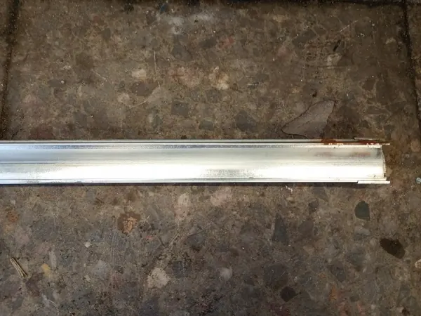 Schraapstrip achter rechts Mercedes W202 OEM Listwa image 7