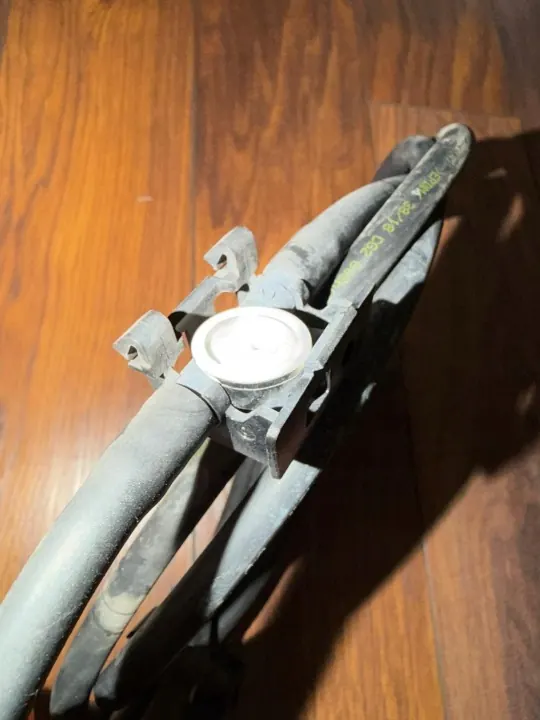Mercedes W213 pesunokkan letku OEM A2138609000 image 4