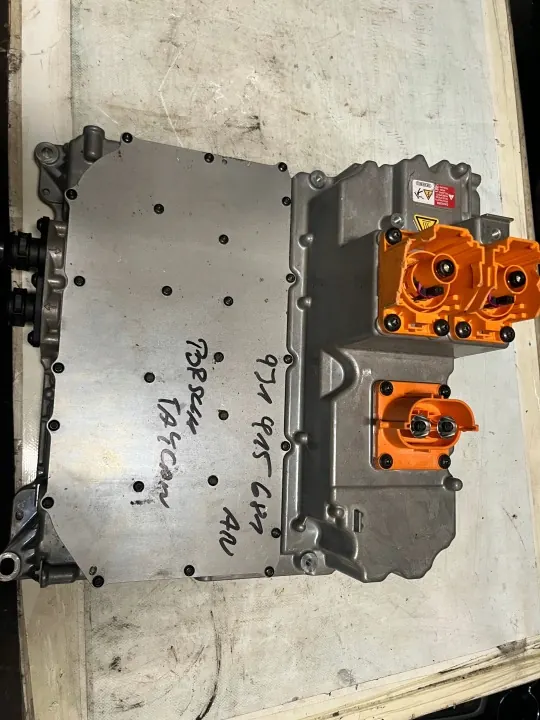 Cargador Voltaje EV Porsche Taycan OEM 261074 image 2