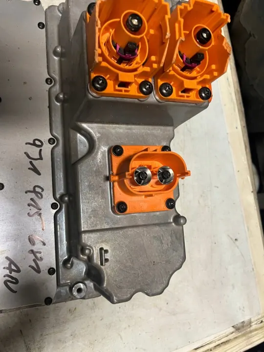 Cargador Voltaje EV Porsche Taycan OEM 261074 image 3