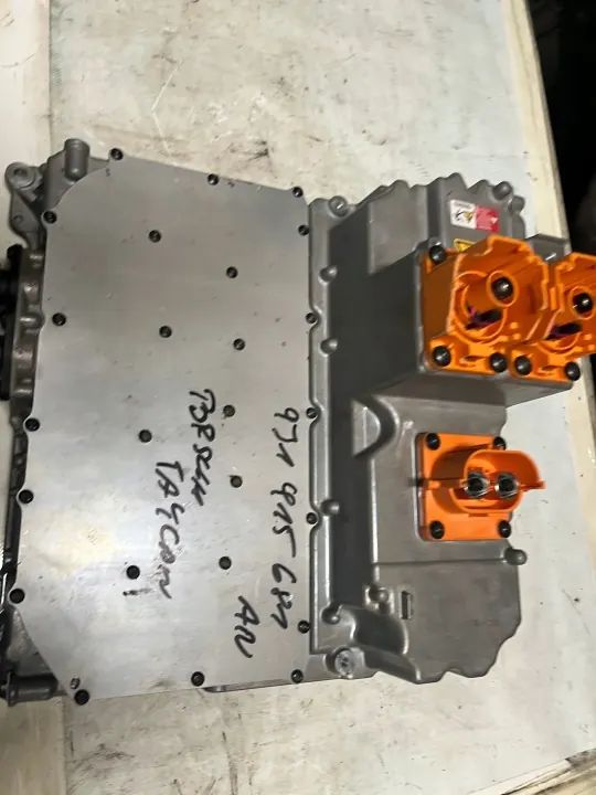 Cargador Voltaje EV Porsche Taycan OEM 261074 image 4