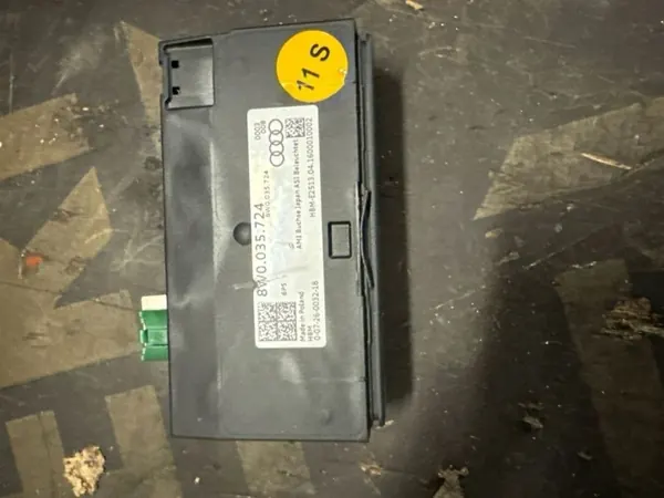 USB-Steckdose Mitte OEM 8W0035724 für Audi A4 S4 B9 image 5