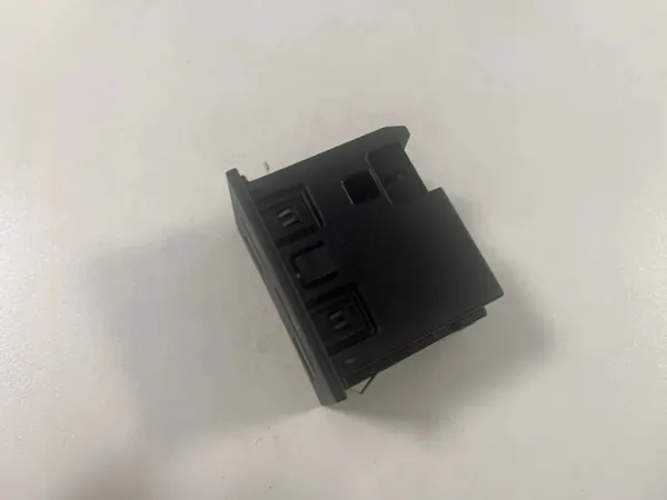 USB-aansluiting OEM 95B035736 voor Porsche Macan (95B) image 3