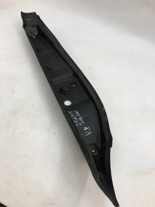 Stänkskärmsslut VW OEM A2548890000 för Polo Classic 6V2 image 2