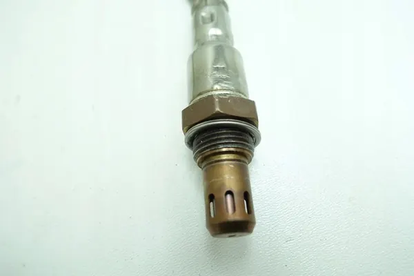 Sensor Lambda NTK VW Golf V Passat B6 image 3