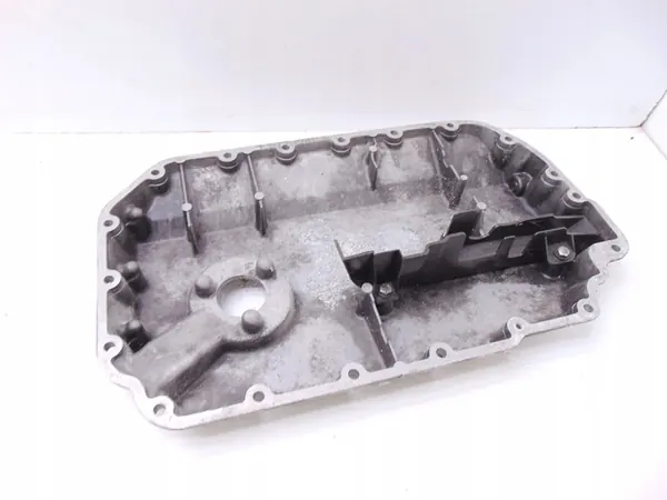 Oljetank 059103604G VW Passat B5 Audi A4 B6 2.5TDI image 3