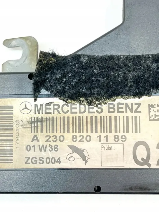 Mercedes-Benz antenneversterker OEM 2308201189 image 7