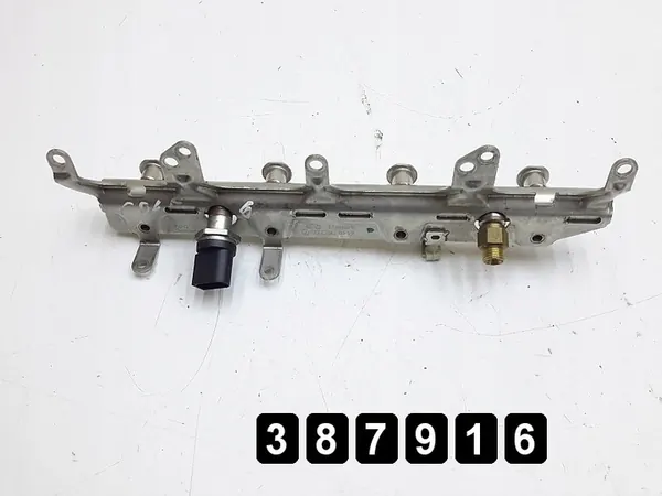 Trilho de combustível VW Golf VI 2009 1800tfsi 06j133317g image 1