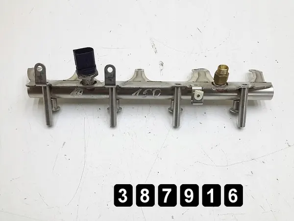 Trilho de combustível VW Golf VI 2009 1800tfsi 06j133317g image 2