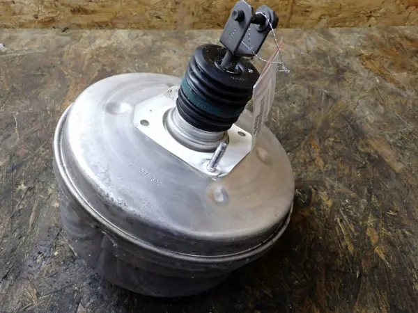 Bomba de servofreno OEM A1664301230L Mercedes image 2