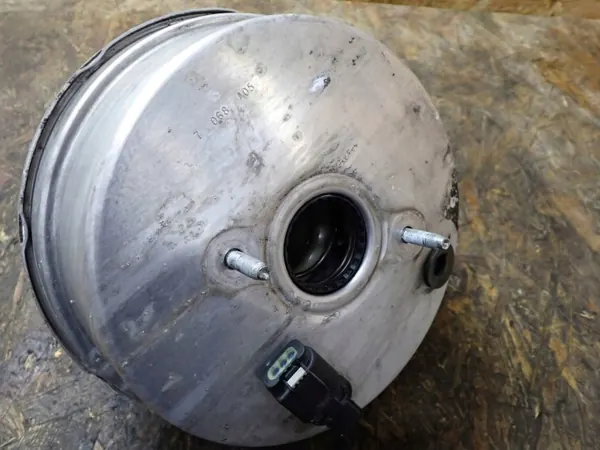 Bomba de servofreno OEM A1664301230L Mercedes image 3