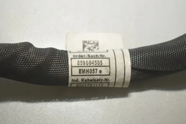 OEM 12518590045 Tuberías inyectoras para BMW 3 Touring image 4