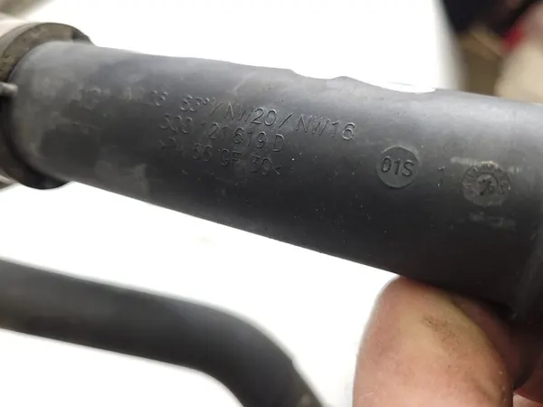 VW GOLF VII LIFT 2.0 TDI Vesipumpun Letkut image 4