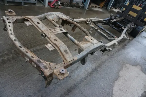 Frame Hyundai Terracan OEM TERRACAN RAMA 03r image 3