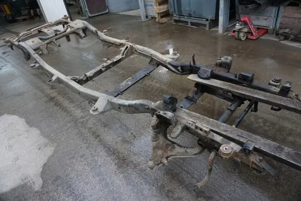 Frame Hyundai Terracan OEM TERRACAN RAMA 03r image 4