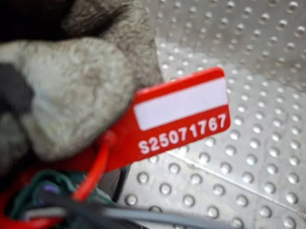 Carcaça do Filtro de Combustível Renault Master IV 2.3 DCI 2019- image 4