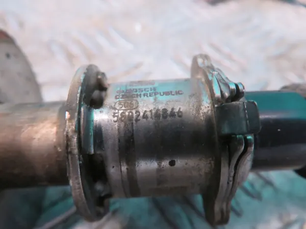 Begagnad AdBlue-injektor OEM 5802414846 för Iveco Daily image 3