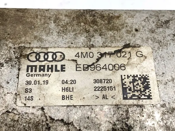 Refroidisseur huile boîte OEM 4M0317021G Audi Q8 3.0 image 4