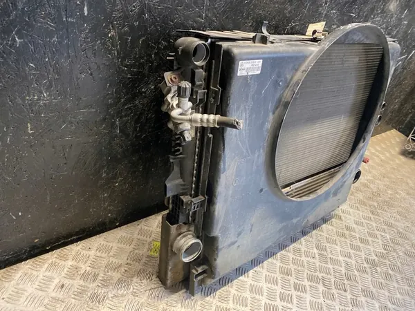 Intercooler Mercedes-Benz VITO Bus 2009 image 5