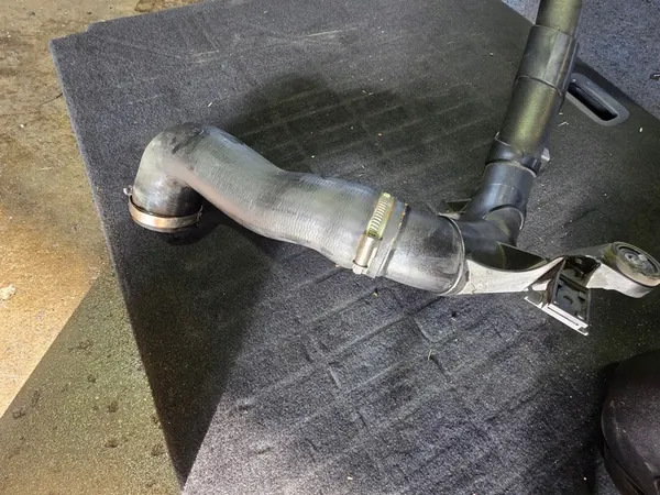 Tubería Intercooler VW GOLF VII GTI 2.0 TSI image 2