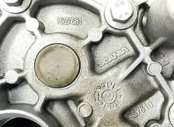 Scania motoroliepomp OEM 1860961 - Gebruikt image 5