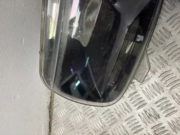 Linker Koplamp Citroen C4 Cactus 9800901380 image 2