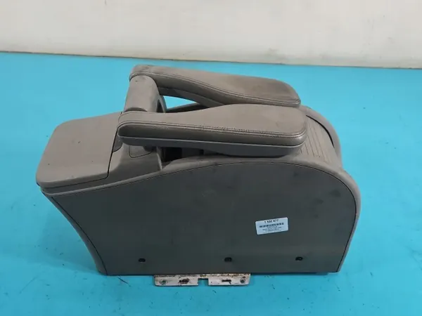 Apoio de braço túnel OEM IMPRK1532677 para Renault Scenic II image 2