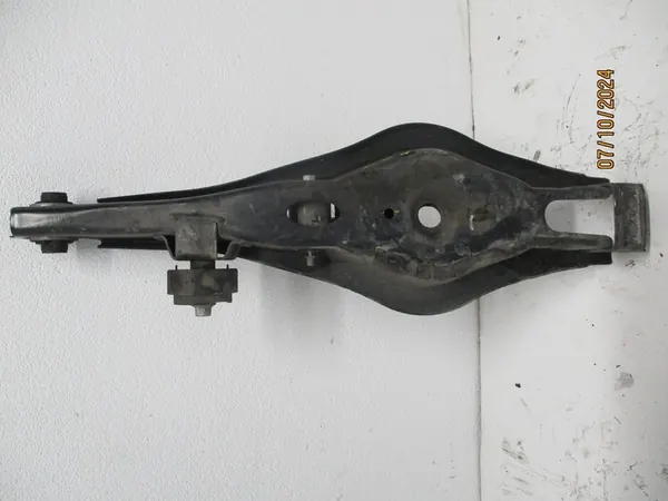 Braccio di controllo posteriore Hyundai Kona 55220-K4000 55210-K4000 image 2