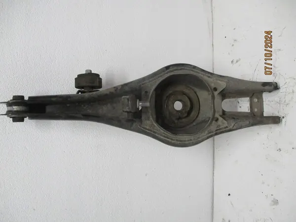 Braccio di controllo posteriore Hyundai Kona 55220-K4000 55210-K4000 image 5