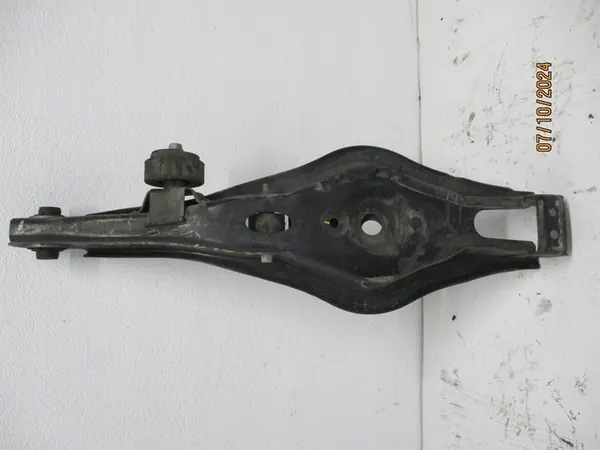 Braccio di controllo posteriore Hyundai Kona 55220-K4000 55210-K4000 image 8