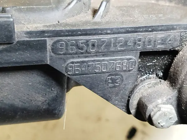 Ford OE 9650712480 Motorventilationsslang image 10