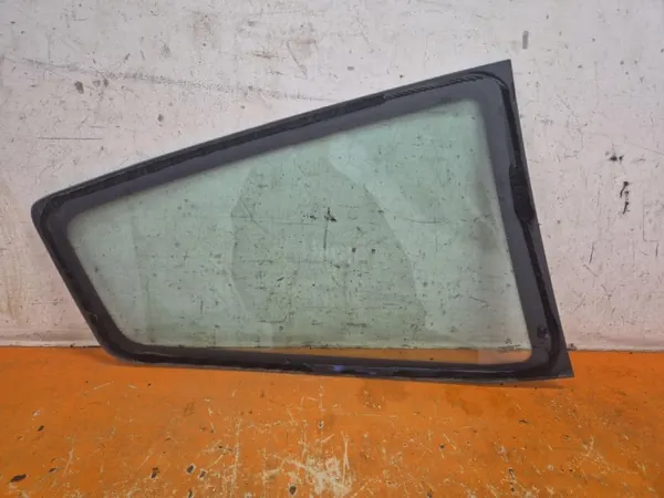 Bakre vänster karossglas OEM Wrakomania-28371- för Citroen C2 image 3