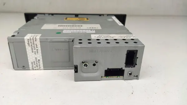 Cambiador CD Audi Q7 4L OEM 4L0035110 - Usado image 3