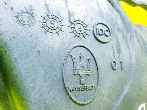 Couvercle Distribution OEM F1632721101 Maserati 3.0 image 7