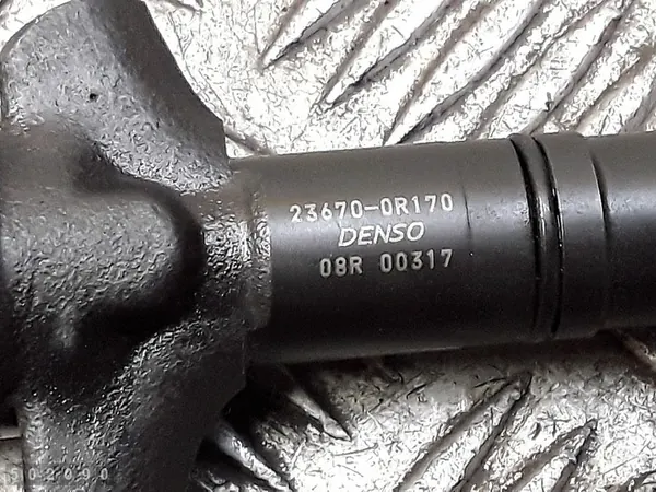 Bränsleinsprutare Toyota RAV4 2.2 D 4WD Diesel 23670-0R170 image 3