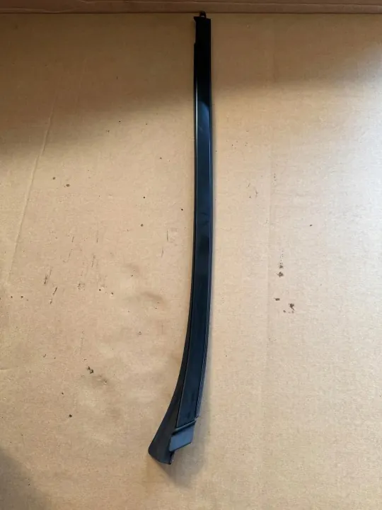 Junta de para-brisa esquerda Mercedes GLE W167 OEM A1676906306 image 2