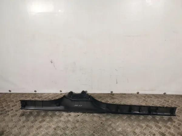 Peugeot 508 framdörrströskelskydd OEM FBZ8522 image 3
