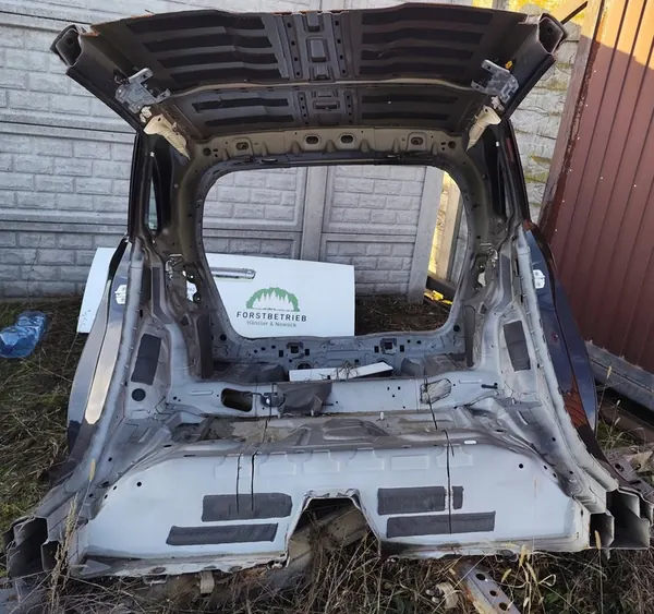 MERCEDES W246 Rear Bumper Tray image 2