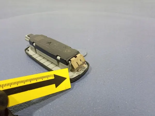 BMW X7 G07 G05 Vasen Taka Katkovalo OEM 7911115 image 6