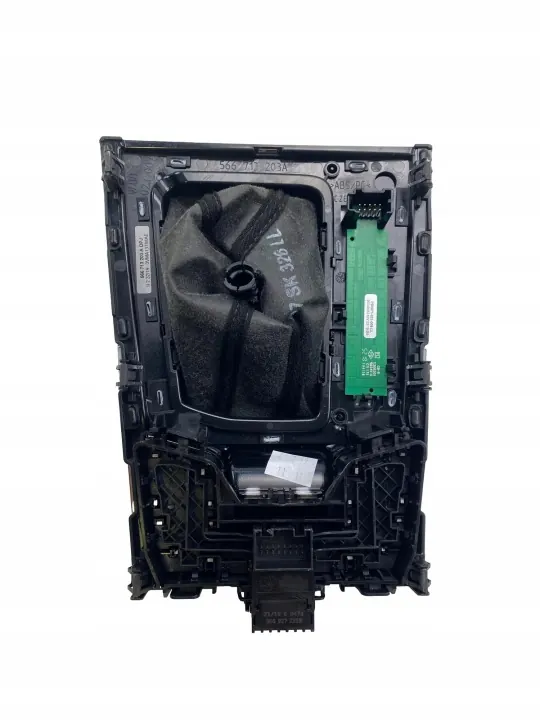 Panel de faldón de palanca Skoda OE 566713203A - Usado image 5