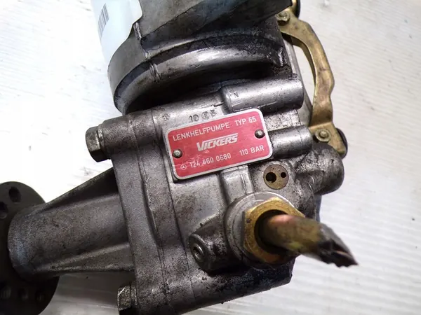 Bomba de direção assistida Mercedes W124 3.0D image 6