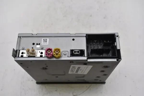 Radio Navi SD Lukija OEM 5Q0035840C Skoda Octaviaan image 7