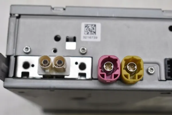 Radio Navi SD Lukija OEM 5Q0035840C Skoda Octaviaan image 9