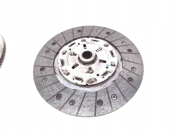 Vauxhall Astra Kytkinpaketti 1.6 CDTi Diesel 55574450 image 2